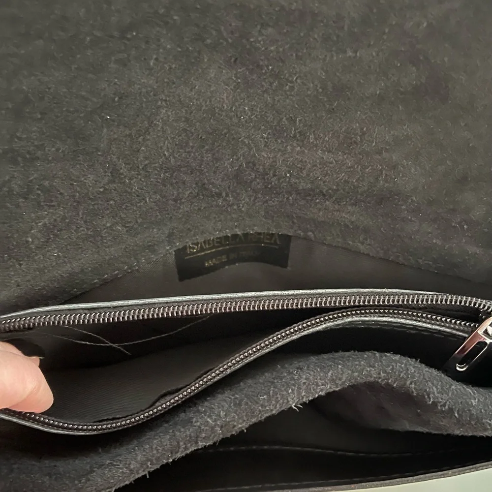 Isabella Rhea - Picture 3 of 6